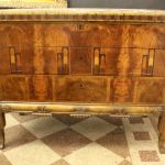 879 2685 CHEST OF DRAWERS